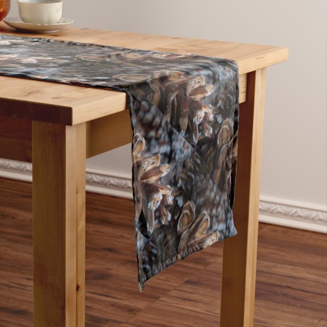 Chemin De Table Long Pinecones (In Situ)