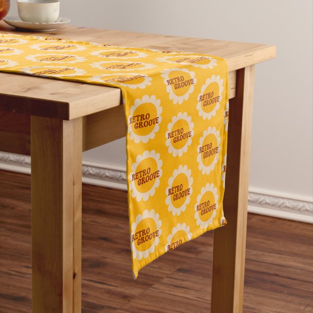 Chemin de table long rétro groove (In Situ)