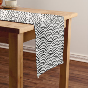 Chemin De Table Long Seigaiha Black and White Japonais Wave Motif