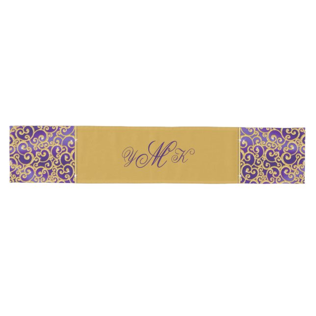 Chemin De Table Moyen 3 Initiales Monogramme Table Runner, Purple et Gol (Horizontal)