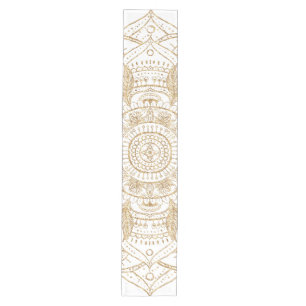 Chemin De Table Moyen Elégant Mandala Blanc & Or Dessiné À La Main