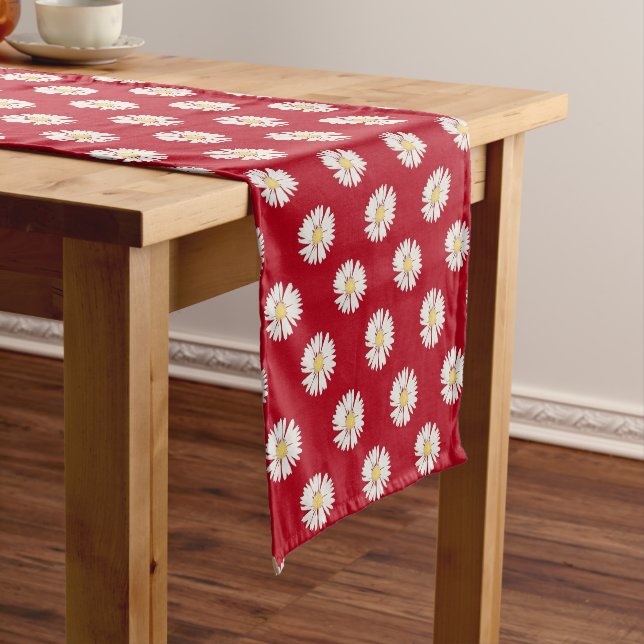 Chemin De Table Moyen Marguerites blanches sur fond rouge (In Situ)