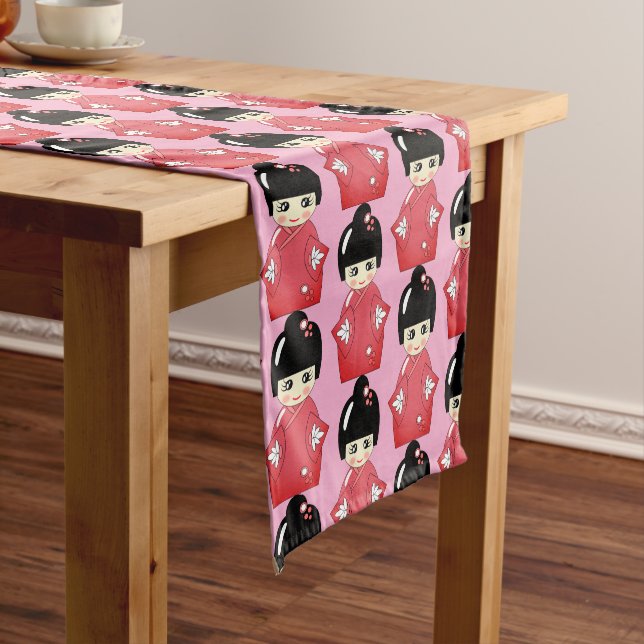 Chemin De Table Moyen motif de poupée kokeshi  (In Situ)