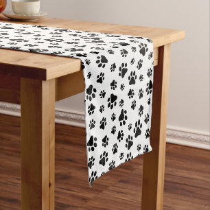 Chemin De Table Moyen Motif des pattes, pattes de chien, noir et blanc