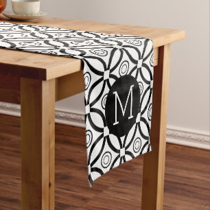 Chemin De Table Moyen Motif géométrique moderne noir et blanc