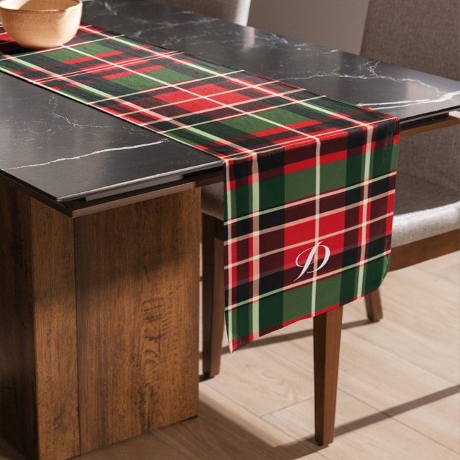 Chemin De Table Moyen Nom du monogramme de Noël utilisé Motif de vacance (Plaid Christmas Monogram Name Holiday Pattern Medium Table Runner)