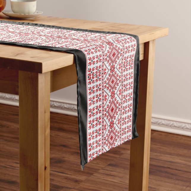 Chemin De Table Moyen Rouge Noir Et Blanc Classique Nordique Fair Isle M (In Situ)