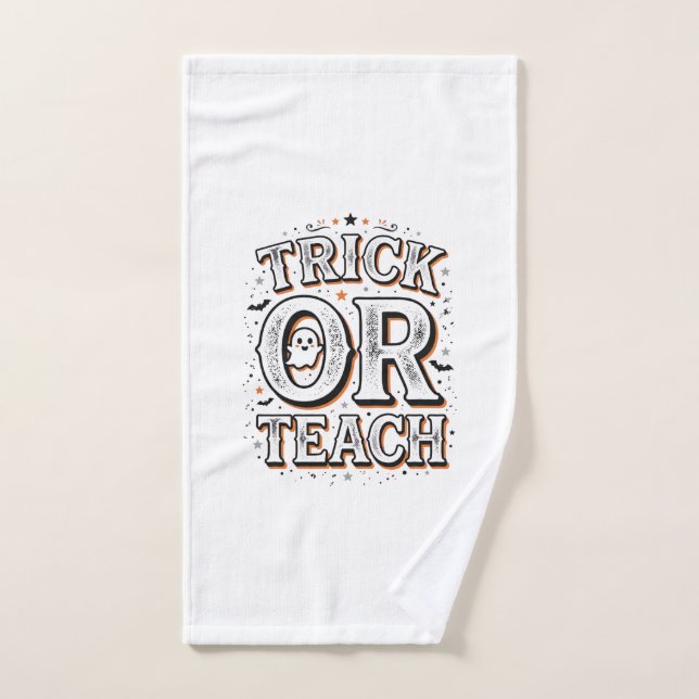 Chemise de professeur Halloween Trick Or Teach vin (Serviette à main)