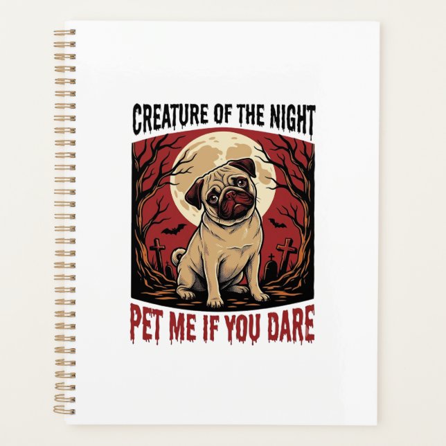Chemise de pug Halloween avec cimetière effrayant  (Devant)