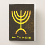 Chemise Dossier Flamme de Menorah<br><div class="desc">Un rendu numérique de la menorah juive à sept branches (hébreu : מְ וֹ נ רָ ‎). La menorah à sept branches, utilisée dans le sanctuaire portatif mis en place par Moïse dans le désert et plus tard dans le Temple de Jérusalem, est un symbole du judaïsme depuis des temps...</div>