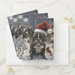 Chemise Dossier French Bulldog Winter Wonderland Christmas Joie<br><div class="desc">Ce design festif reflète l'esprit joyeux de la période des fêtes, avec un adorable petit portant un chapeau de Père Noël. Le chien est niché dans un pays des merveilles hivernales, avec un bonhomme de neige, un sapin de Noël décoré et des cadeaux joliment emballés. Les flocons de neige tombent...</div>
