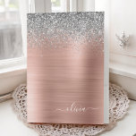 Chemise Dossier Monogramme de Parties scintillant d'argent en méta<br><div class="desc">Rose Gold - Blush Pink and Silver Faux brossé Metal Foil Parties scintillant étincelante  Script Monogramme Nom Dossier de poche. Cela rend le cadeau parfait pour 16 ans,  mariage,  douche nuptiale,  anniversaire,  baby shower ou bachelorette pour quelqu'un qui aime le luxe glam et les styles chic.</div>