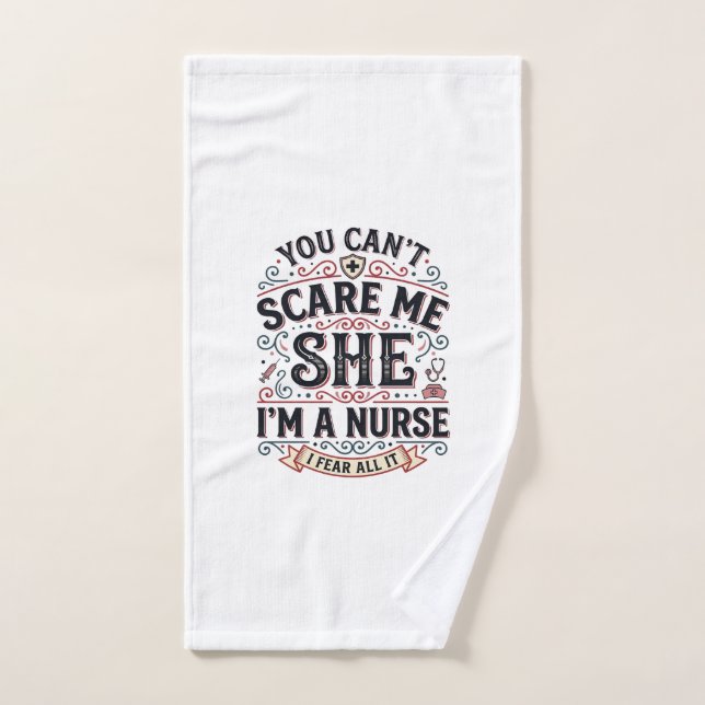 Chemise Halloween drôle d'infirmière me faire peur (Serviette à main)
