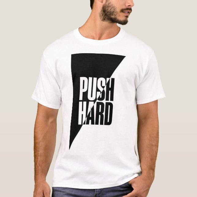CHEMISE T-SHIRT AVEC TEXTE IMPRIMÉ PUSH HARD. (Devant)