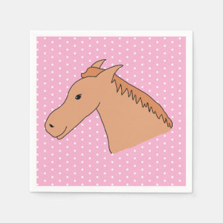 Cheval mignon sur serviette en papier à fond à poi
