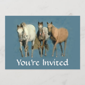 Chevaux sauvages et invitation merveilleuse de