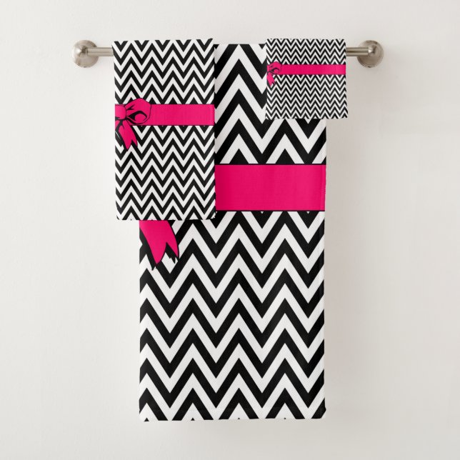 Chevron noir et blanc avec noeud rose chaud (En situation)