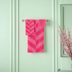 Chevron rose Chic et douce salle de bain Essentiel