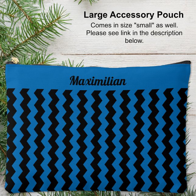 Chevrons Bleus et Noirs - Grand sac d'accessoires (Large Accessory Pouch -Blue and Black Chevrons by Leapfroglisics Shop)