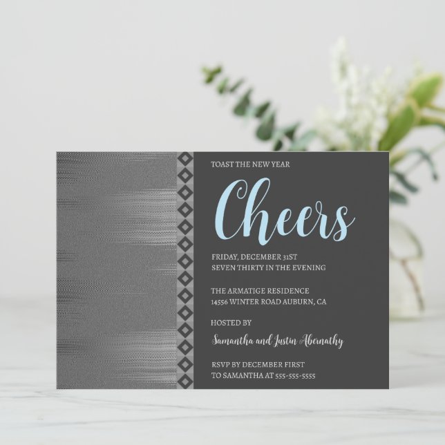 Chic Argent Art Déco Nouvel An Invitation (Debout devant)