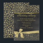 Chic Chalkboard et Gold Holiday Party Invitation<br><div class="desc">Elégante invitation de fête de vacances faite dans un tableau gris chalkboard tendance avec des motifs de couleur or, en haut et en bas de l'invitation. Des graphismes d'un joli ruban et d'un arc en satin d'or pâle, s'étendent au fond de l'invitation. Tout le texte est prêt à être personnalisé...</div>