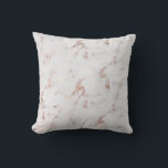 Chic Faux Rose Gold Marble Motif Coussin<br><div class="desc">Faux Rose Gold Marble Motif Coussin. Coussin moderne et tendance avec marbre d'or blanc et imitation rose. Parfait comme accent pour n'importe quelle chambre.</div>