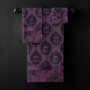 Chic gothique pourpre   Aubergine et crâne noir