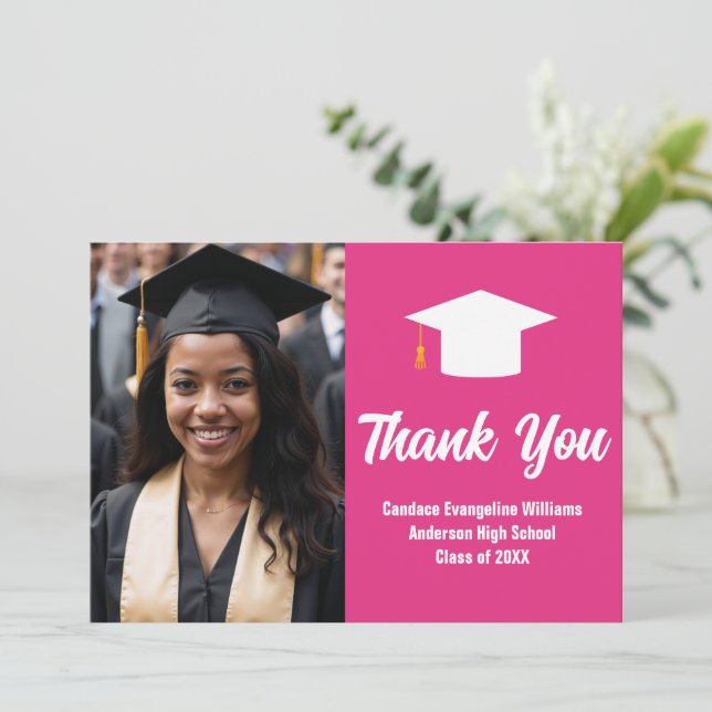 Chic Hot Rose Graduation Photo Merci personnalisé (Debout devant)
