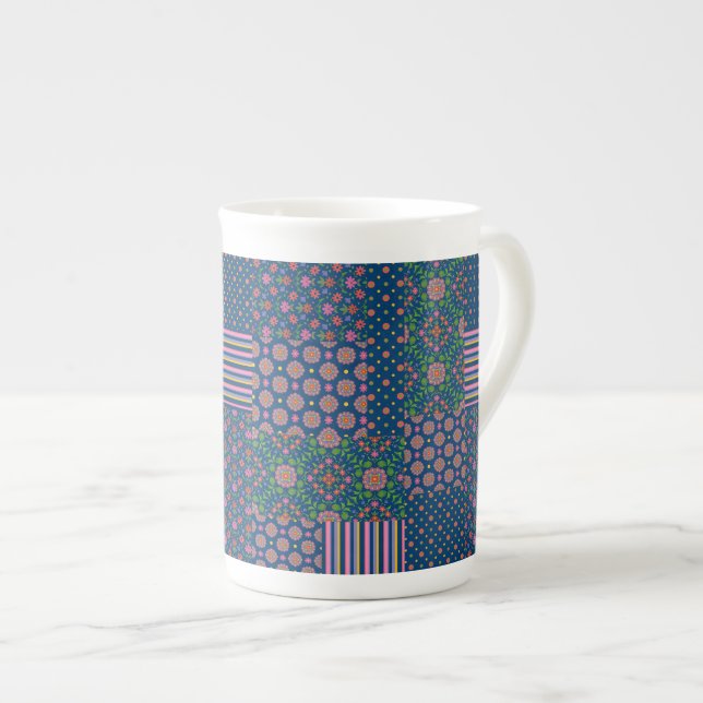 Chic Rangoli Motif Faux Patchwork China Mug (Devant droit)