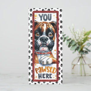 Chien de boîte mignon