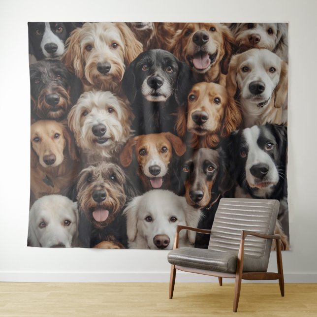Chien face de la tapisserie (En situation (horizontale))