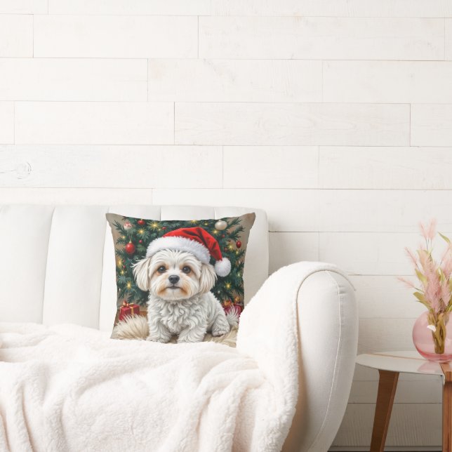 Chien maltais de Noël sur un Coussin à fourrure (Canapé)