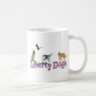 Chiens de liberté et tasse d'Ayn Rand