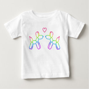 Chiens en ballon arc-en-ciel en T-shirt bébé amour