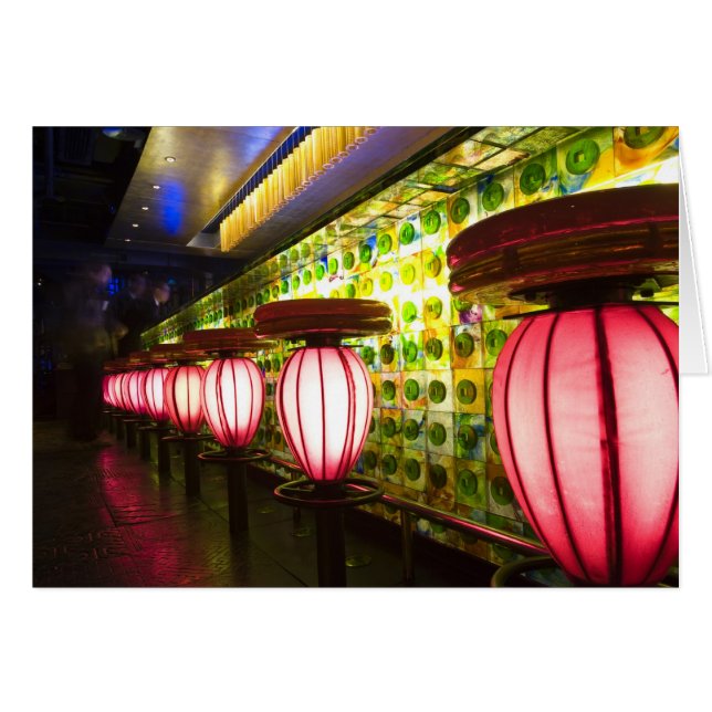 Chine, Shanghai. Bar du bar Xin Tian Di (Devant horizontal)