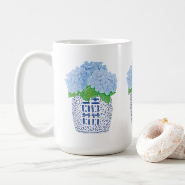 Chinoiserie Hydrangea Mug (Avec donut)