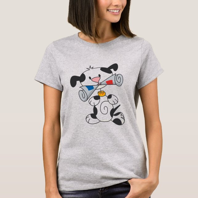 Chiot avec le T-shirts et les cadeaux de journal (Devant)