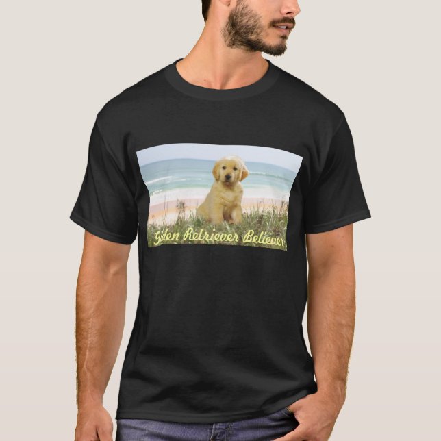 Chiot de golden retriever sur le T-shirt de plage (Devant)
