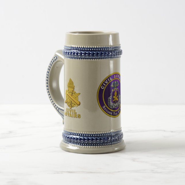 Chope À Bière  Affaires civiles de l'armée   (Devant gauche)