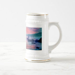 Chope À Bière Bateaux à la brume du soir