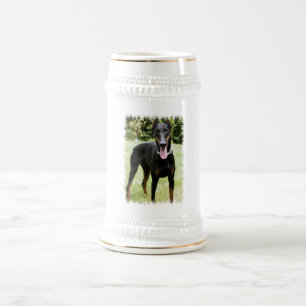 Chope À Bière Bière Stein de chien de Pinscher de dobermann