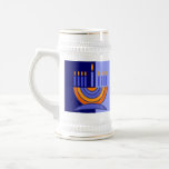 Chope À Bière Cadeau coloré de Menorah Hanoukka<br><div class="desc">Menorah coloré design Hanoukka Gift Beer Mugs. Cartes et cadeaux correspondants disponibles dans la catégorie Fêtes juives / Hanoukka de notre magasin.</div>