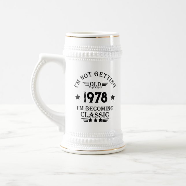Chope À Bière Cadeau d'anniversaire vintage personnalisé noir (Gauche)