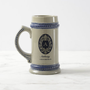 Chope À Bière Cadeau de garçon d'honneur à monogramme baroque de