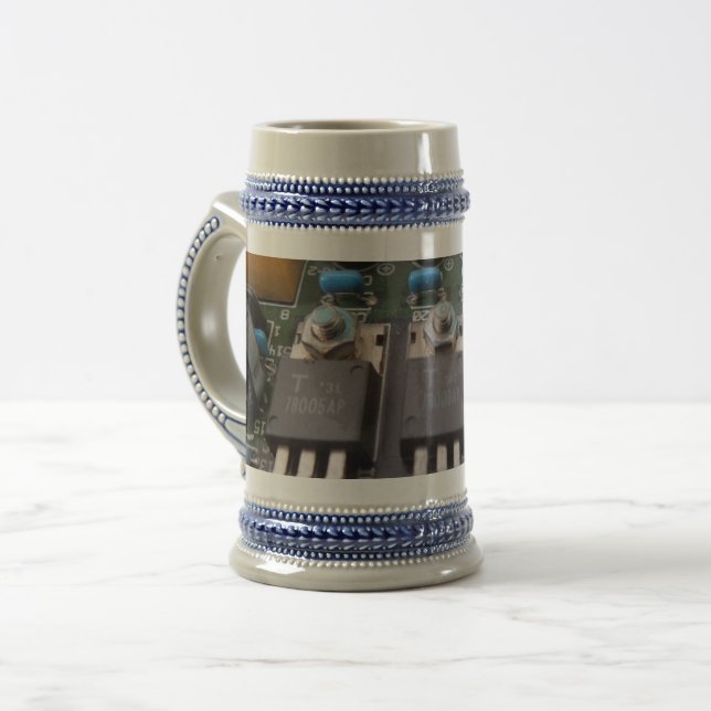 Chope À Bière Circuit gris/bleu Stein de 22 oz (Devant gauche)