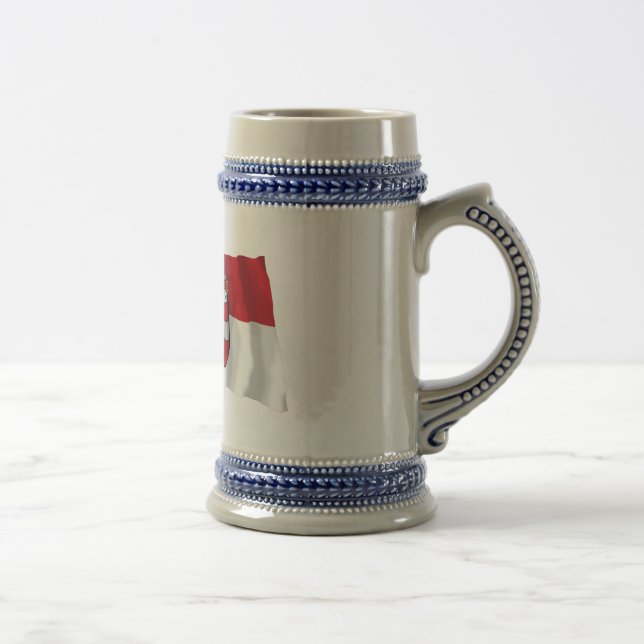 Chope À Bière Drapeaux de ondulation de l'Autriche et de (Droite)