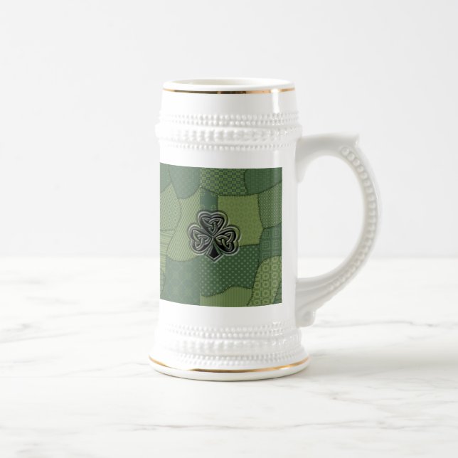 Chope À Bière Elégant patchwork shamrock irlandais à la mode (Droite)