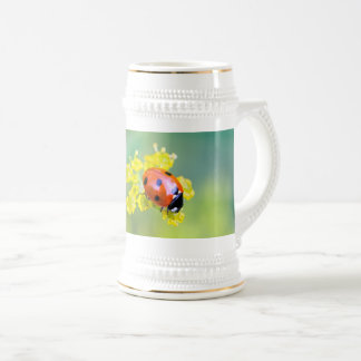 Chope À Bière femme au sommet