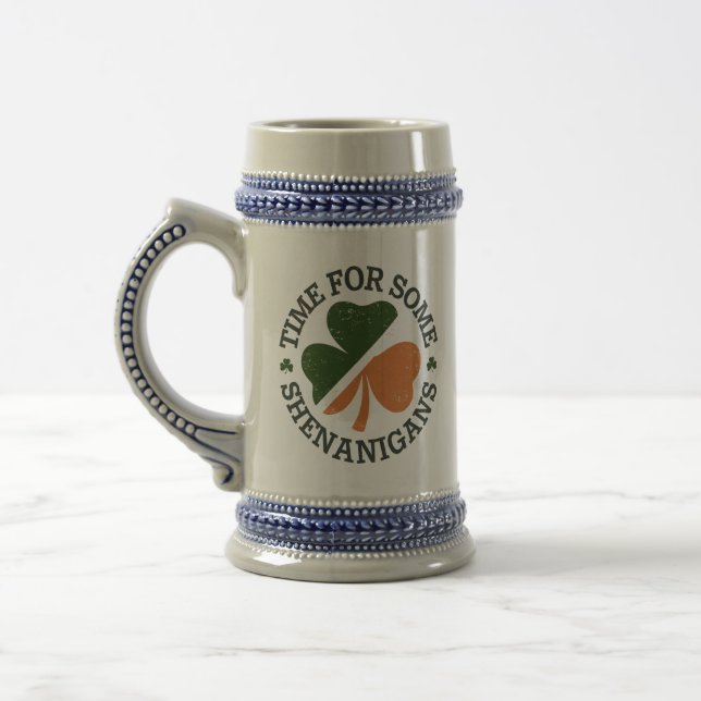 Chope À Bière Le temps de Saint-Patrick pour quelques clover far (Gauche)