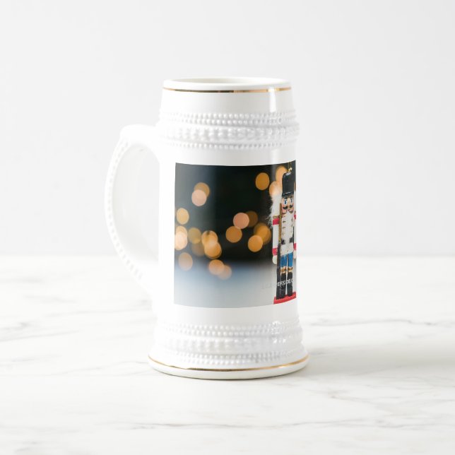 Chope À Bière L'ornement casse-noisette classique de Noël de Sli (Devant gauche)